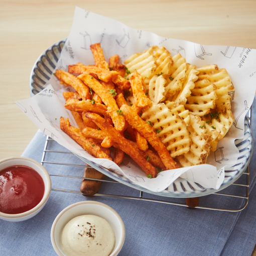 1376delivery.com - On The Table